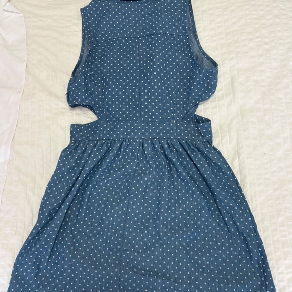 Forever 21 Womens / Teens Cutout Polkadot Dress - Picture 2 of 3